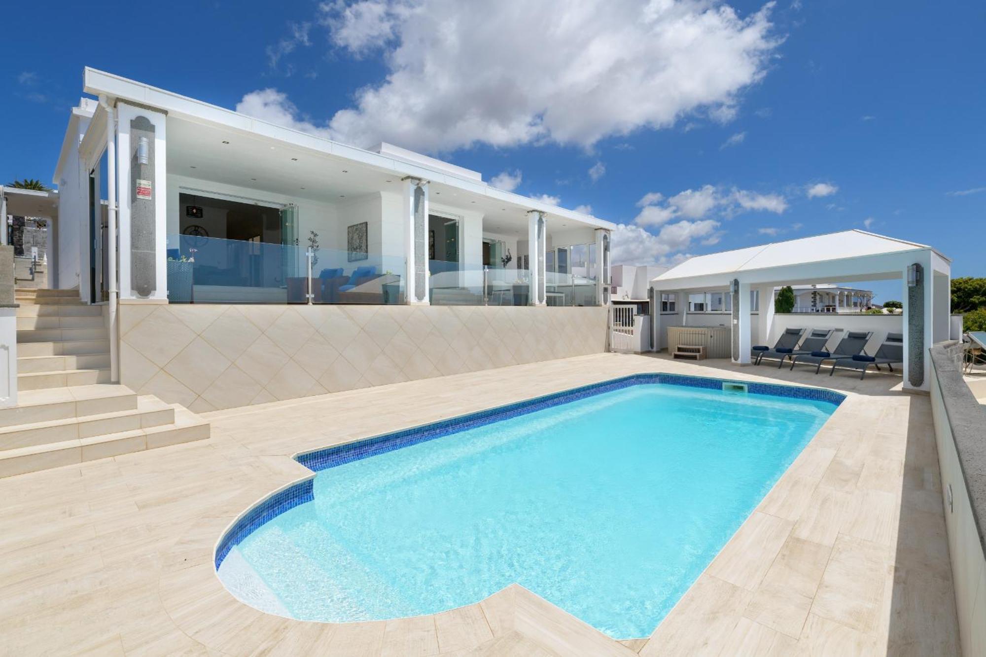 Chalet Idaira, Luxury & Views *
